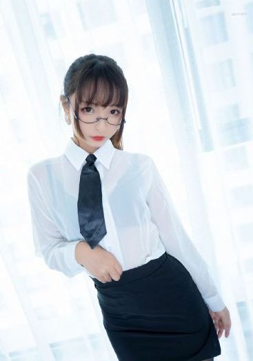 《地下偶像》在线观看