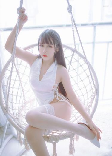 太粗硬小寡妇受不了好爽动图