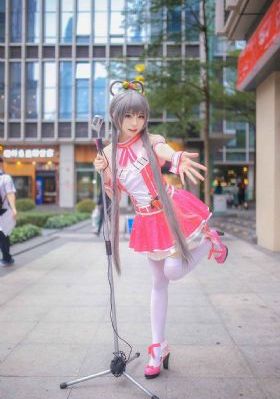 嗯～哼啊尿...尿出来了视频
