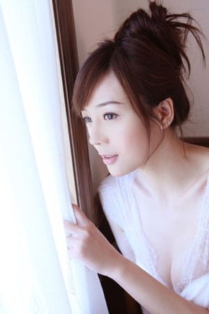 红色机尾
