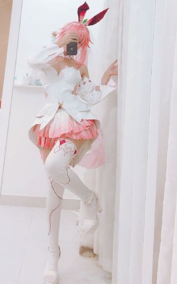 跑车比赛快活女