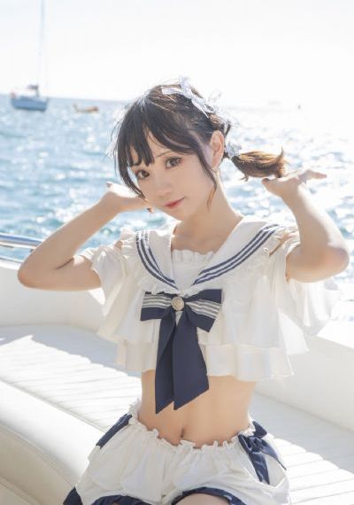 可疑的美容院在线播放